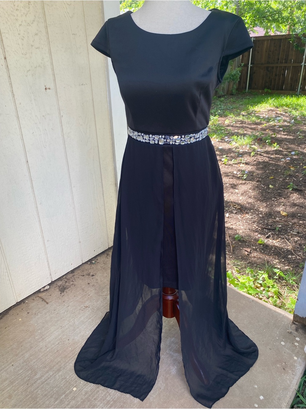 Sami & Jo Elegant Black Midi Dress with Beaded Waist